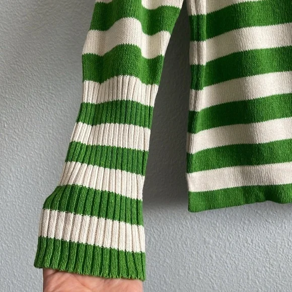 Juicy Couture Woman’s Stripped Sweater Top Size Small - Picture 2 of 6